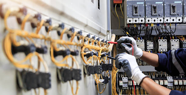 Professional Electrician technician working in Minnetrista, MN